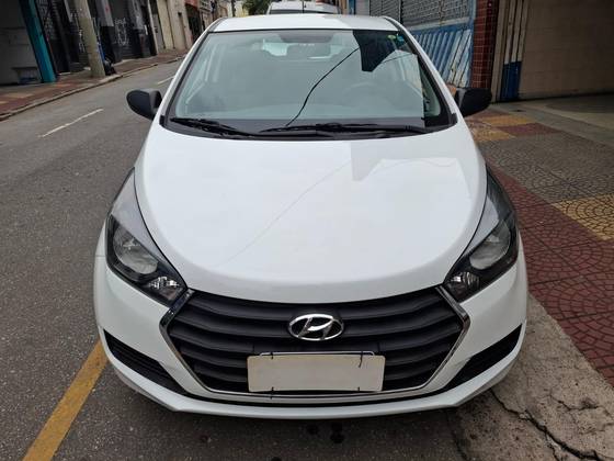 HYUNDAI HB20 1.0 COMFORT 12V FLEX 4P MANUAL